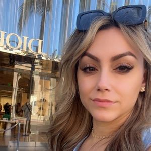 Meet your Posher, Nunure